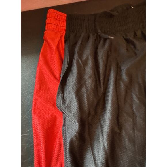 Nike Men’s Basketball Shorts XXL – Red/Black – Athletic Gym Sports – Used - Picture 4 of 6